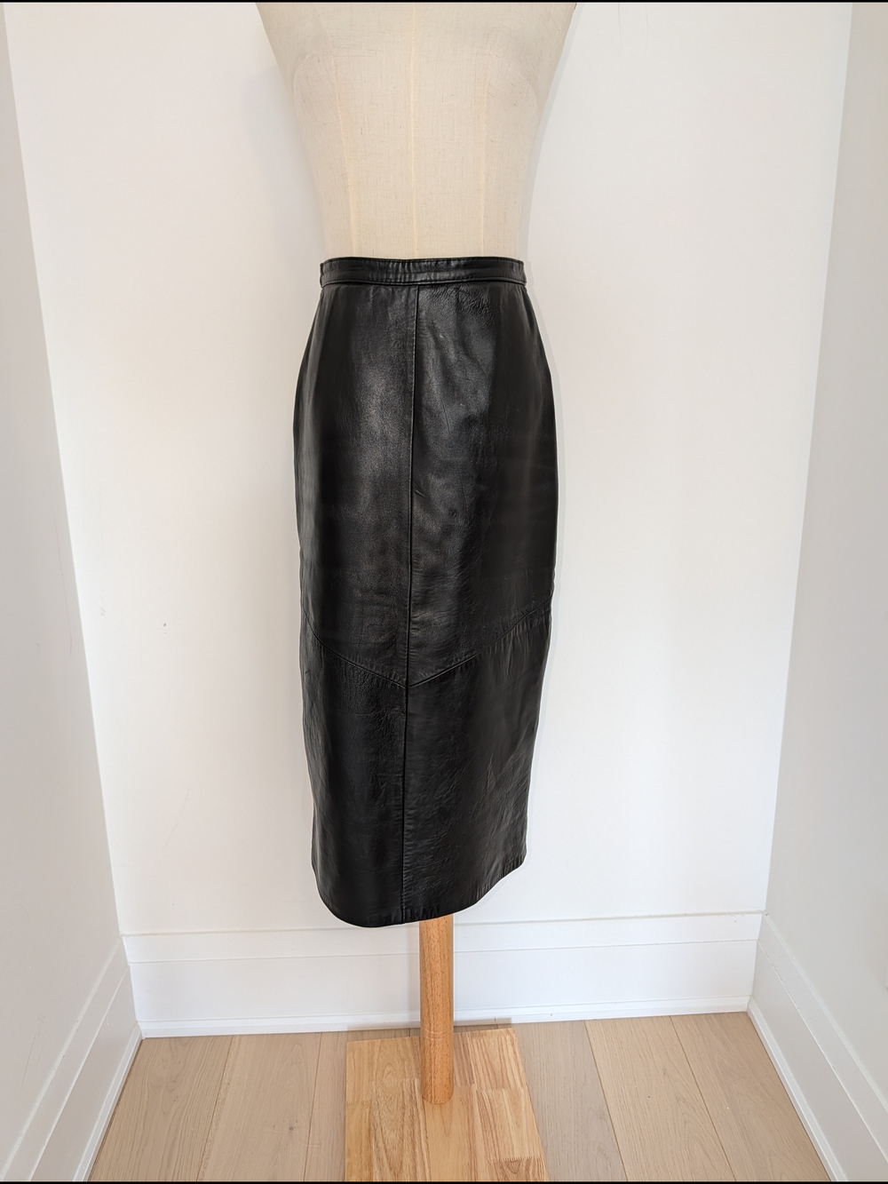 Vintage Black Leather Pencil Skirt